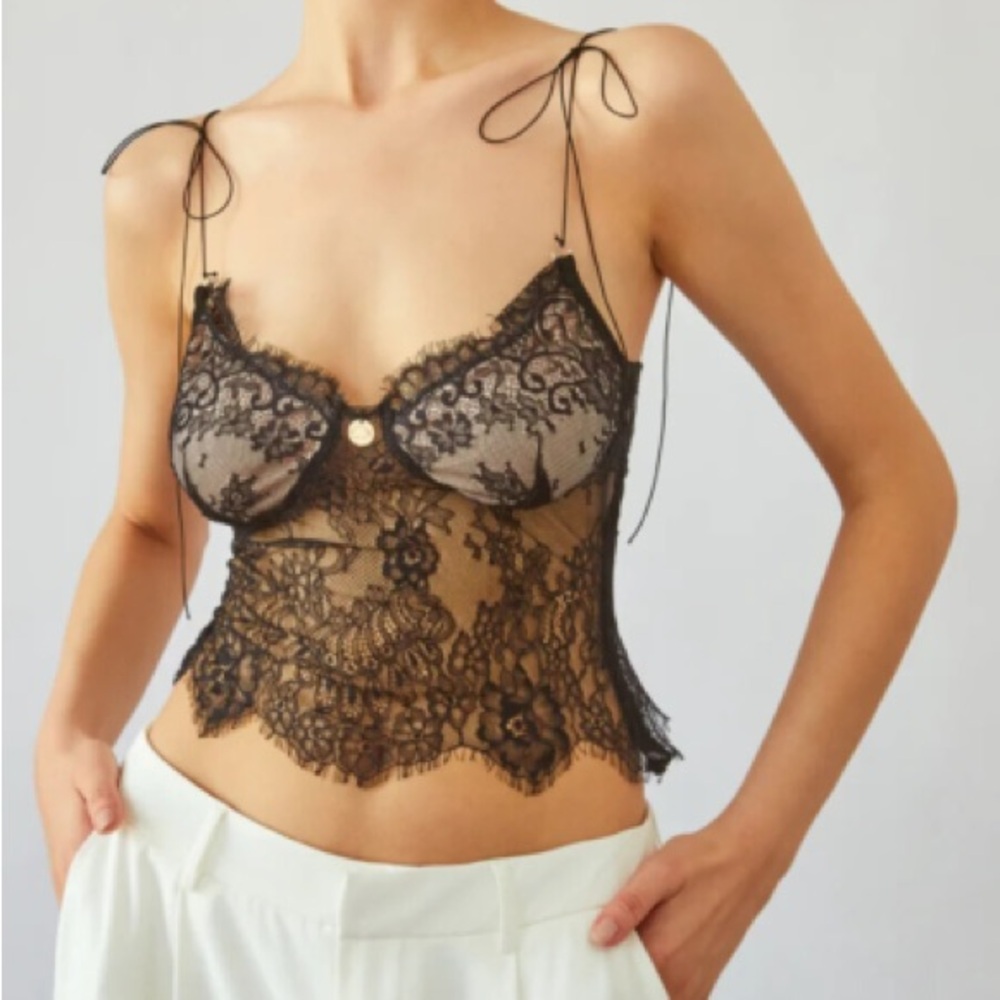 Commense Black Lace Tank Top